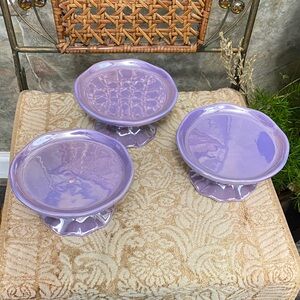 Display tray dish pedestal ornate serving display fluted lip ruffled bottom